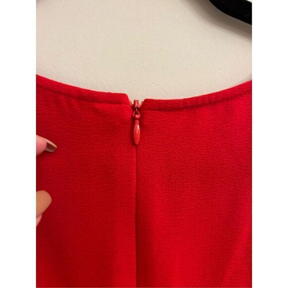 Felicity & Coco red shift dress flutter sleeves cold shoulders M holiday - Picture 5 of 8